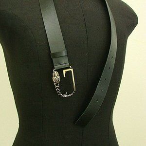 GUCCI VTG LION HEAD 'G' LEATHER BELT  FIT 28 TO 31